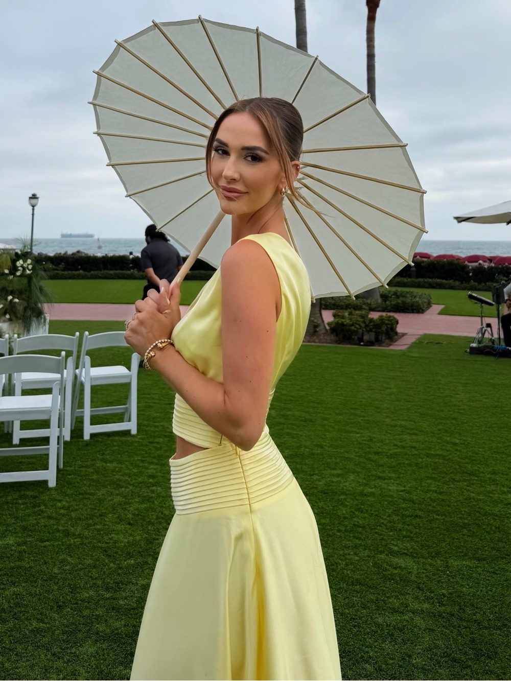 One-Shoulder Yellow Two Piece set - Picture 5 of 7